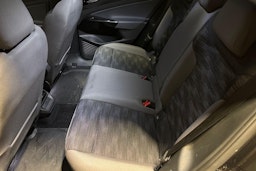 harmaa Volkswagen ID.4 2023 kuva 10.