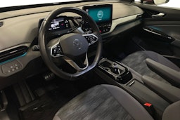 Punainen Volkswagen ID.4 2023 kuva 7.