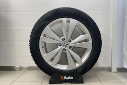 Punainen Volkswagen ID.4 2023 kuva 23.