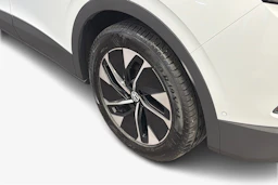 Valkoinen Volkswagen ID.4 2023 kuva 9.