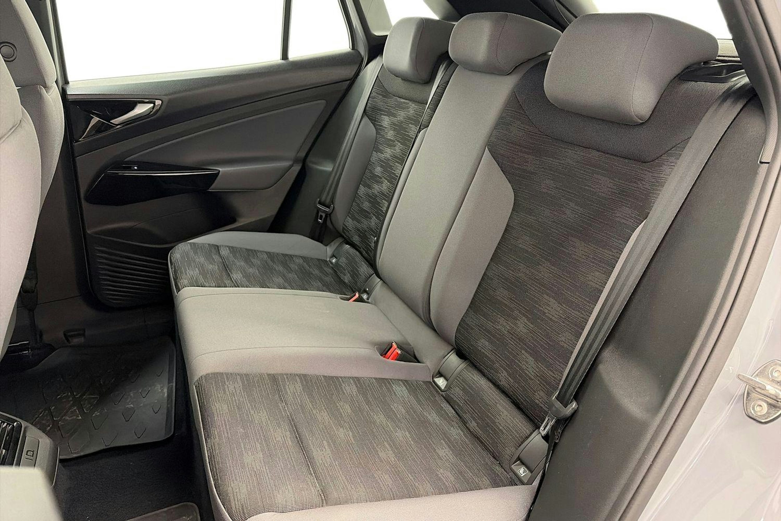 harmaa Volkswagen ID.4 2023 kuva 10.