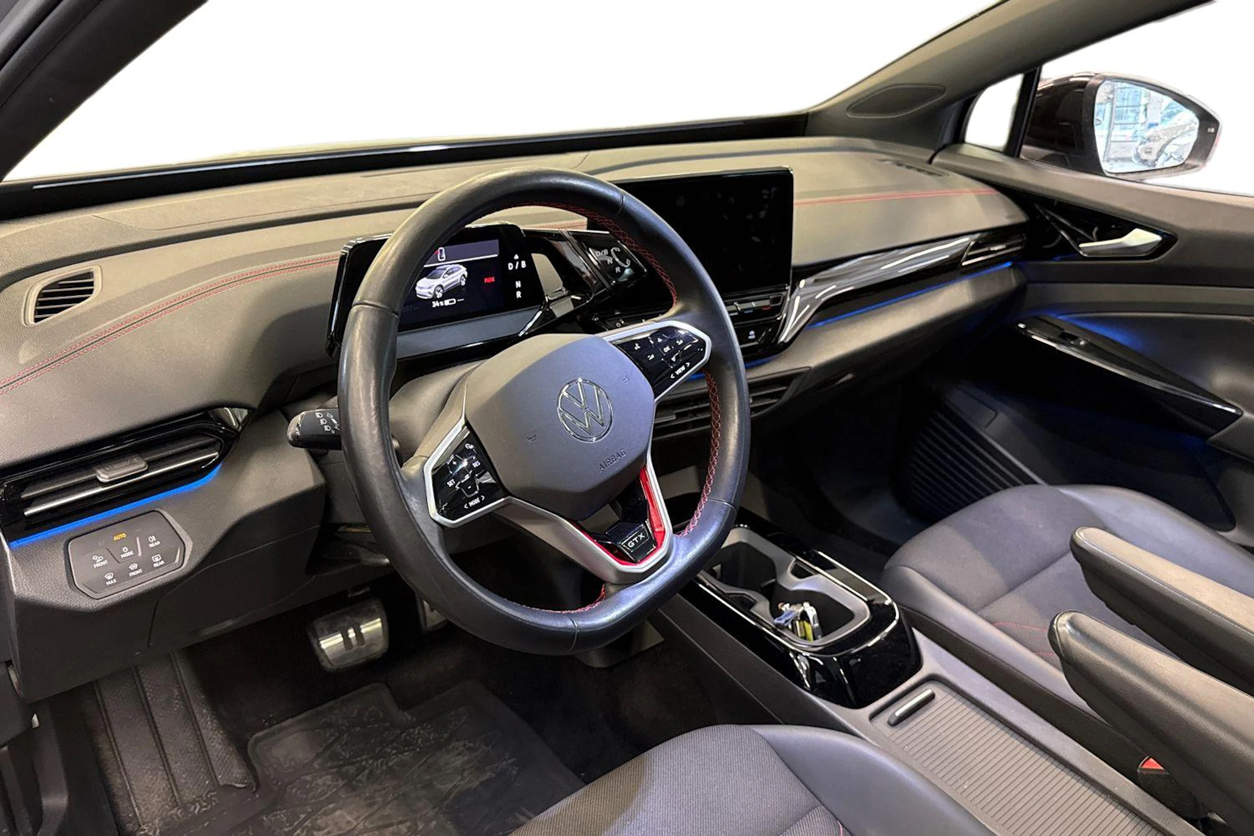 harmaa Volkswagen ID.4 2023 kuva 3.