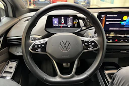 valkoinen Volkswagen ID.4 2023 kuva 19.