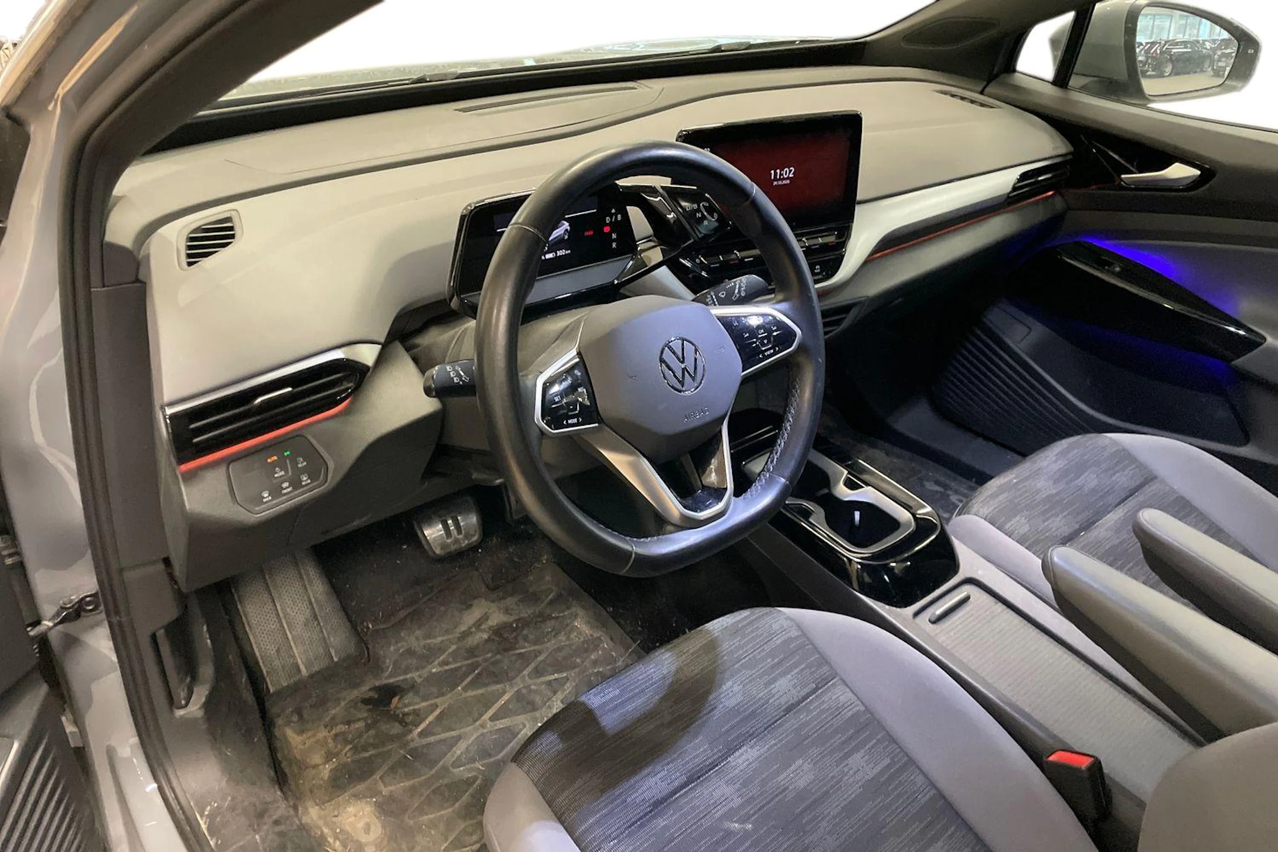 harmaa Volkswagen ID.4 2023 kuva 3.