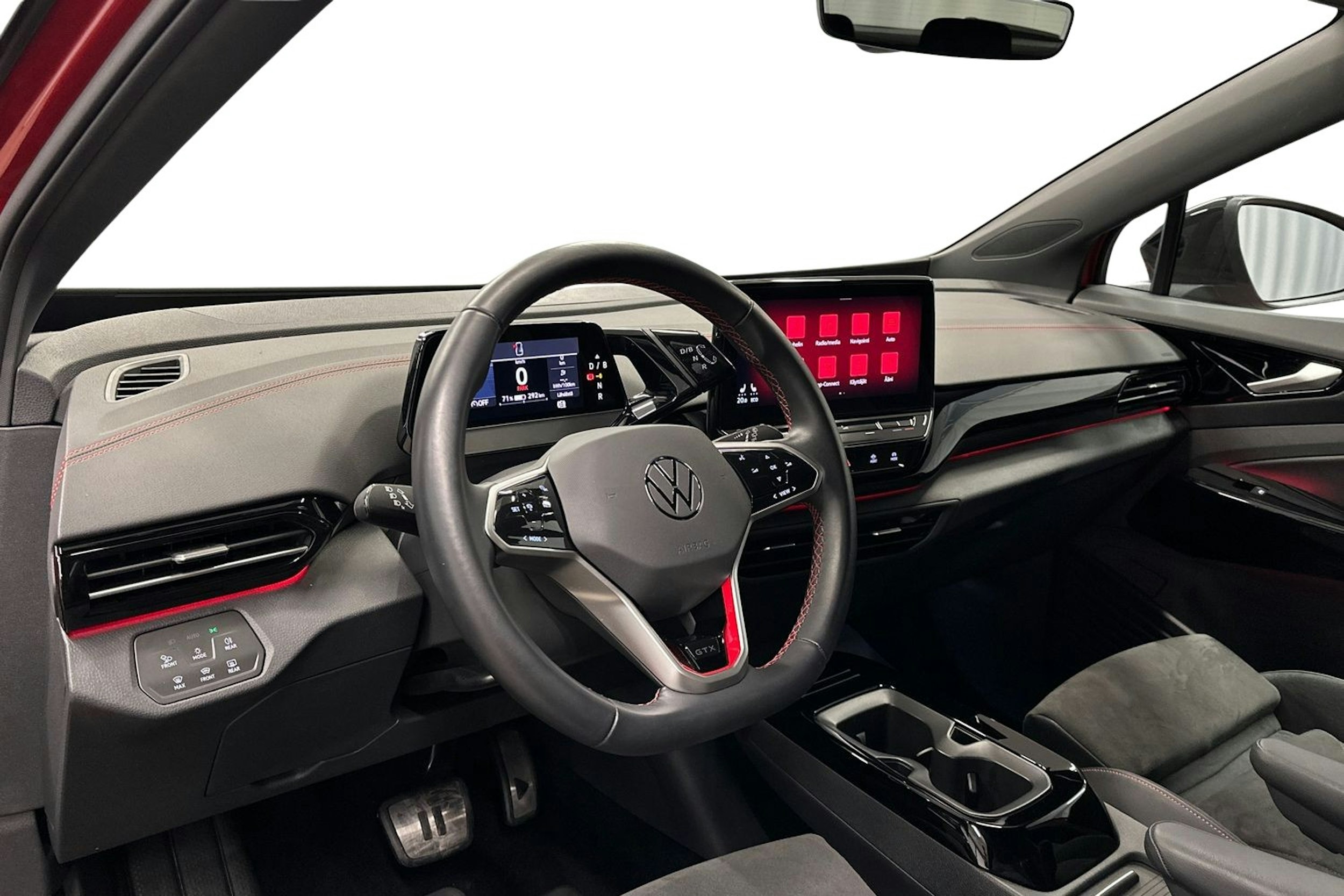punainen Volkswagen ID.4 2023 kuva 7.