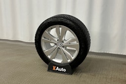 punainen Volkswagen ID.4 2023 kuva 13.