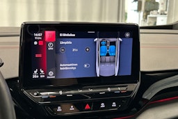punainen Volkswagen ID.4 2023 kuva 28.