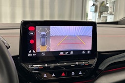 punainen Volkswagen ID.4 2023 kuva 33.