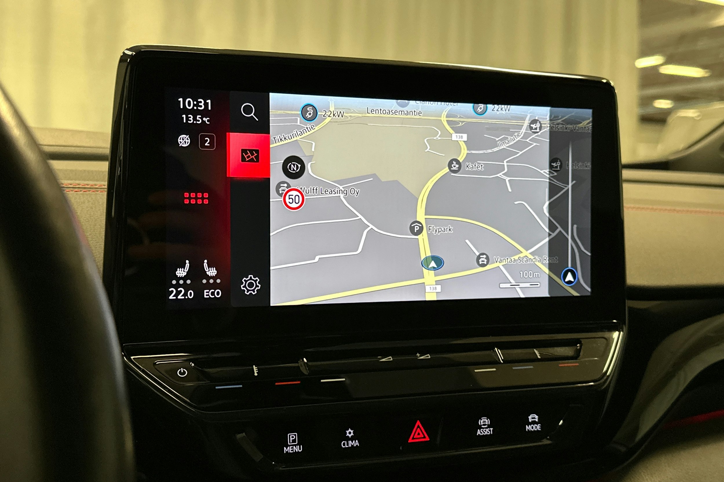 valkoinen Volkswagen ID.4 2023 kuva 24.