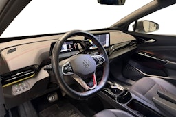 harmaa Volkswagen ID.4 2023 kuva 3.