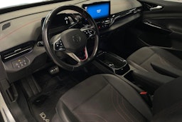 Harmaa Volkswagen ID.4 2023 kuva 6.