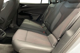 Harmaa Volkswagen ID.4 2023 kuva 8.