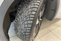 Harmaa Volkswagen ID.4 2023 kuva 10.