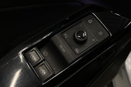 Harmaa Volkswagen ID.4 2023 kuva 11.