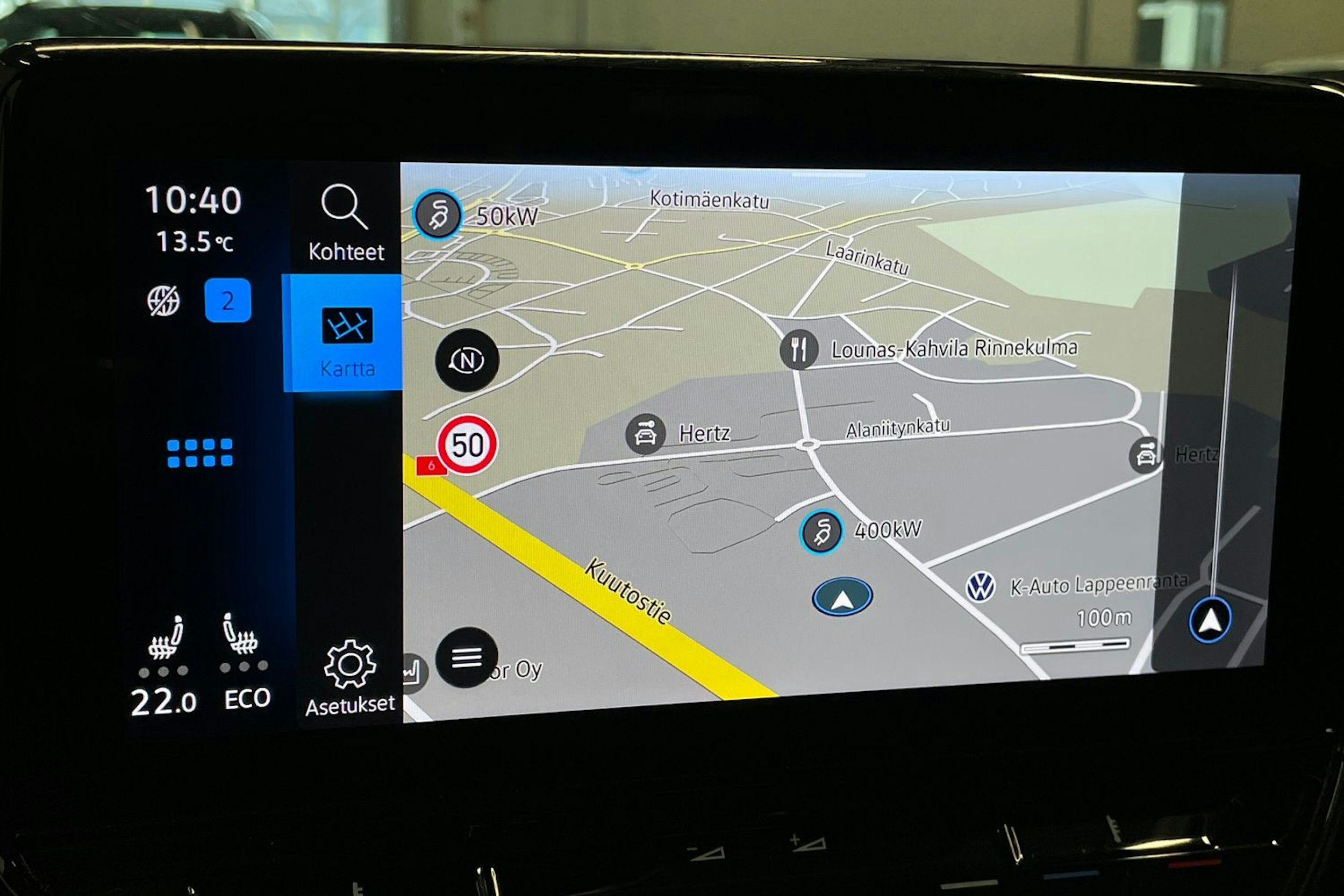 Harmaa Volkswagen ID.4 2023 kuva 18.