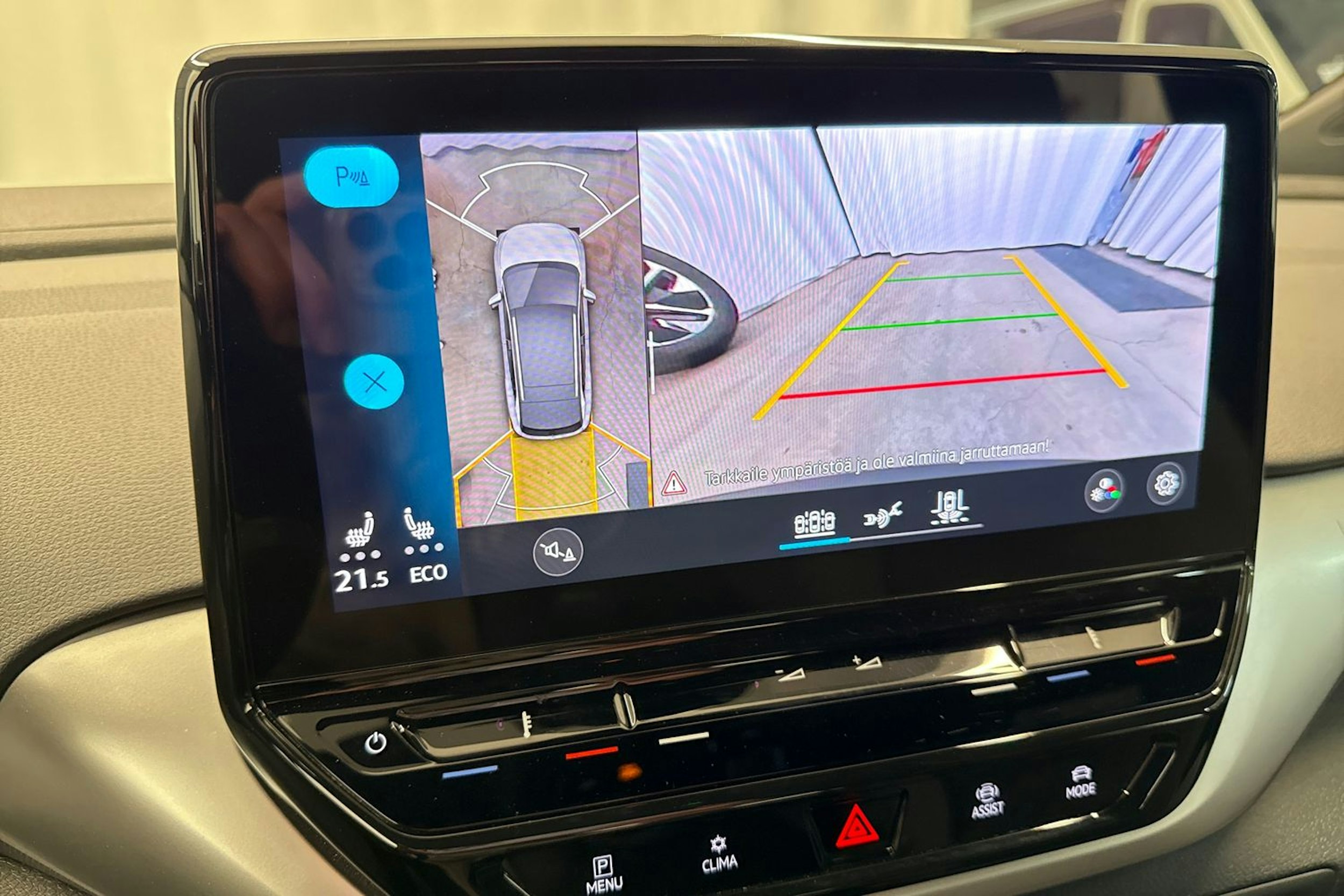 Harmaa Volkswagen ID.4 2023 kuva 25.