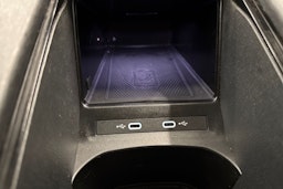 Harmaa Volkswagen ID.4 2023 kuva 26.