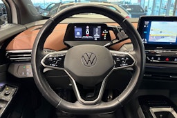 valkoinen Volkswagen ID.4 2023 kuva 18.