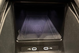 valkoinen Volkswagen ID.4 2023 kuva 26.