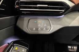 valkoinen Volkswagen ID.4 2023 kuva 29.