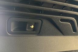 musta Volkswagen ID.4 2023 kuva 15.