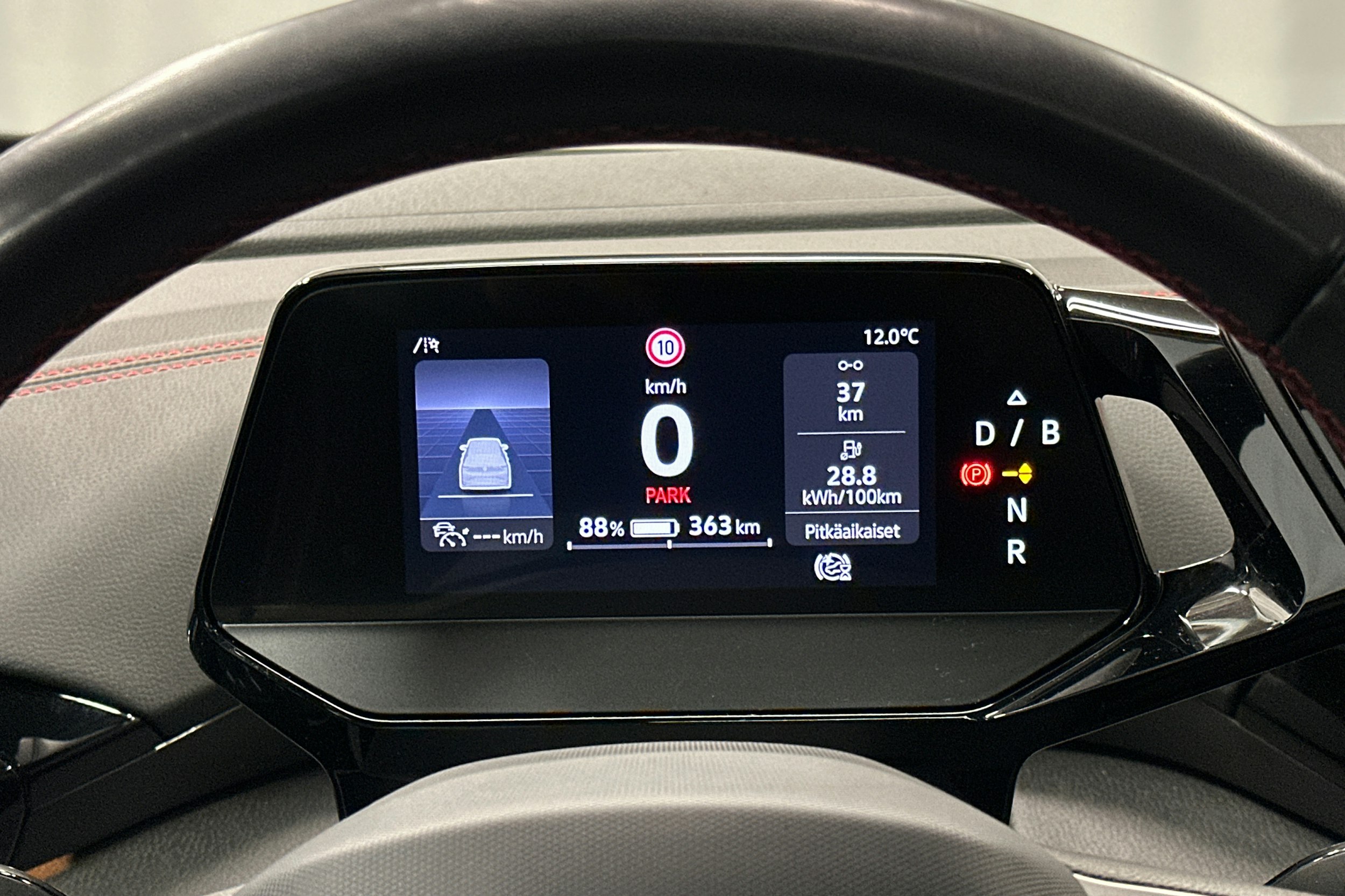 musta Volkswagen ID.4 2023 kuva 23.