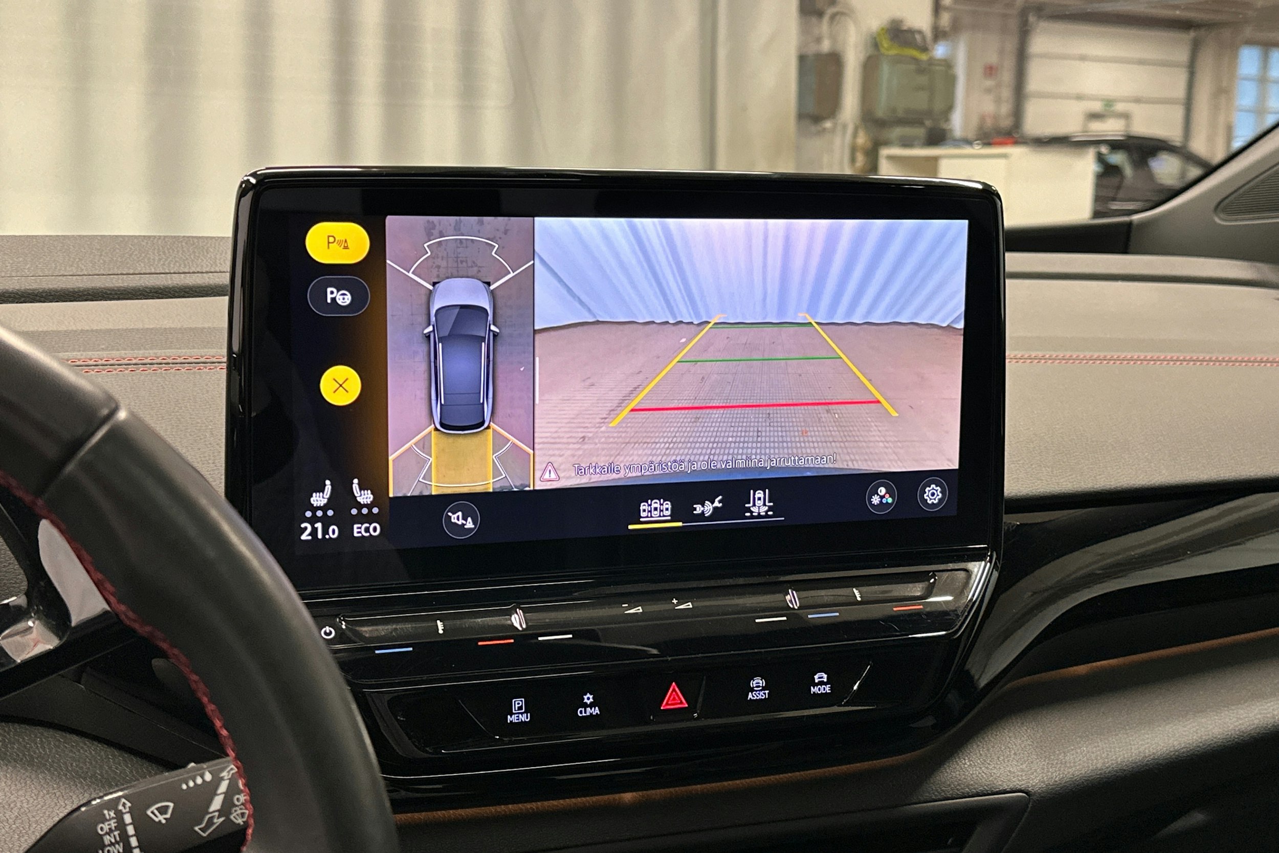 musta Volkswagen ID.4 2023 kuva 34.