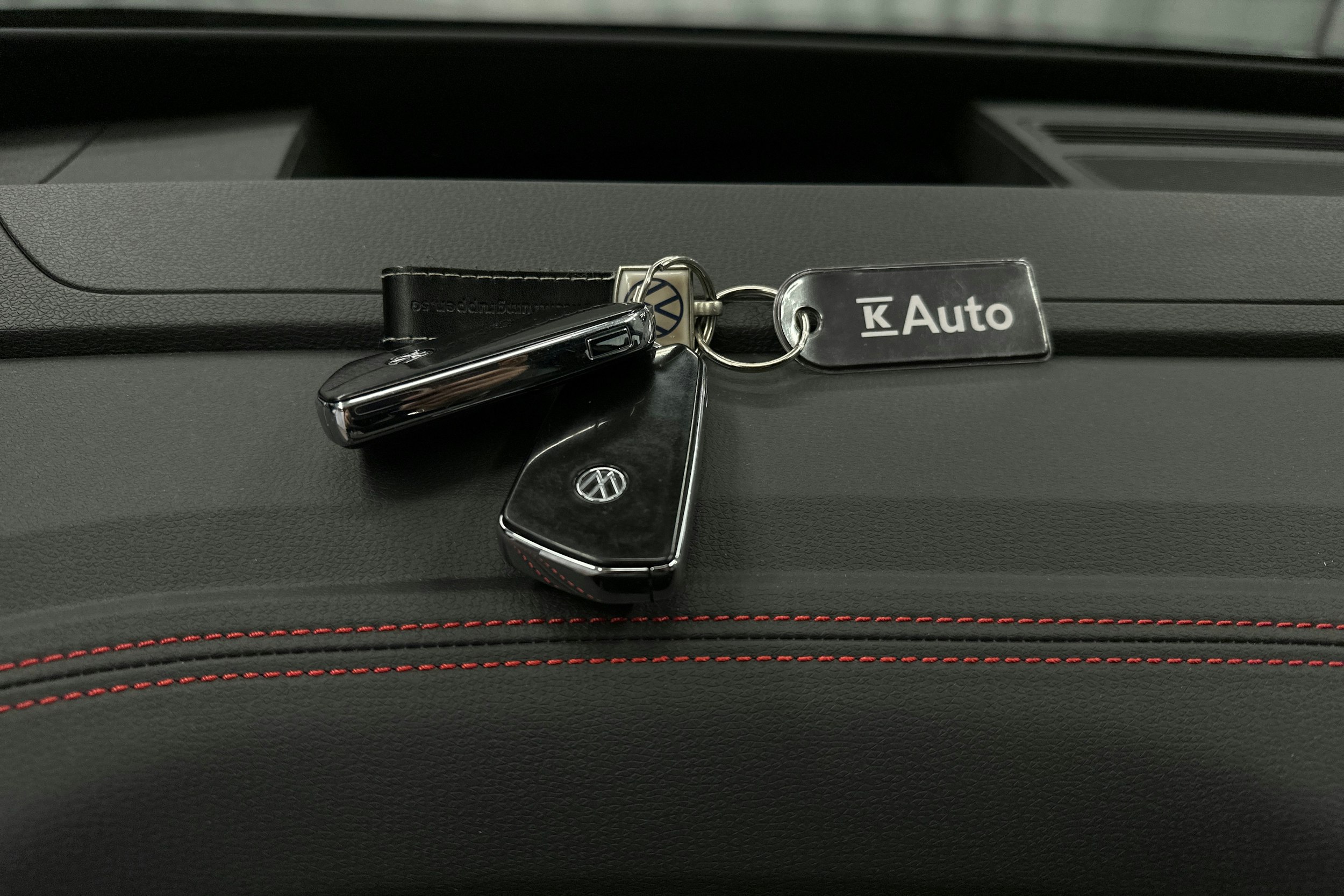 musta Volkswagen ID.4 2023 kuva 36.