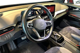 Punainen Volkswagen ID.4 2023 kuva 11.