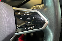 Punainen Volkswagen ID.4 2023 kuva 20.