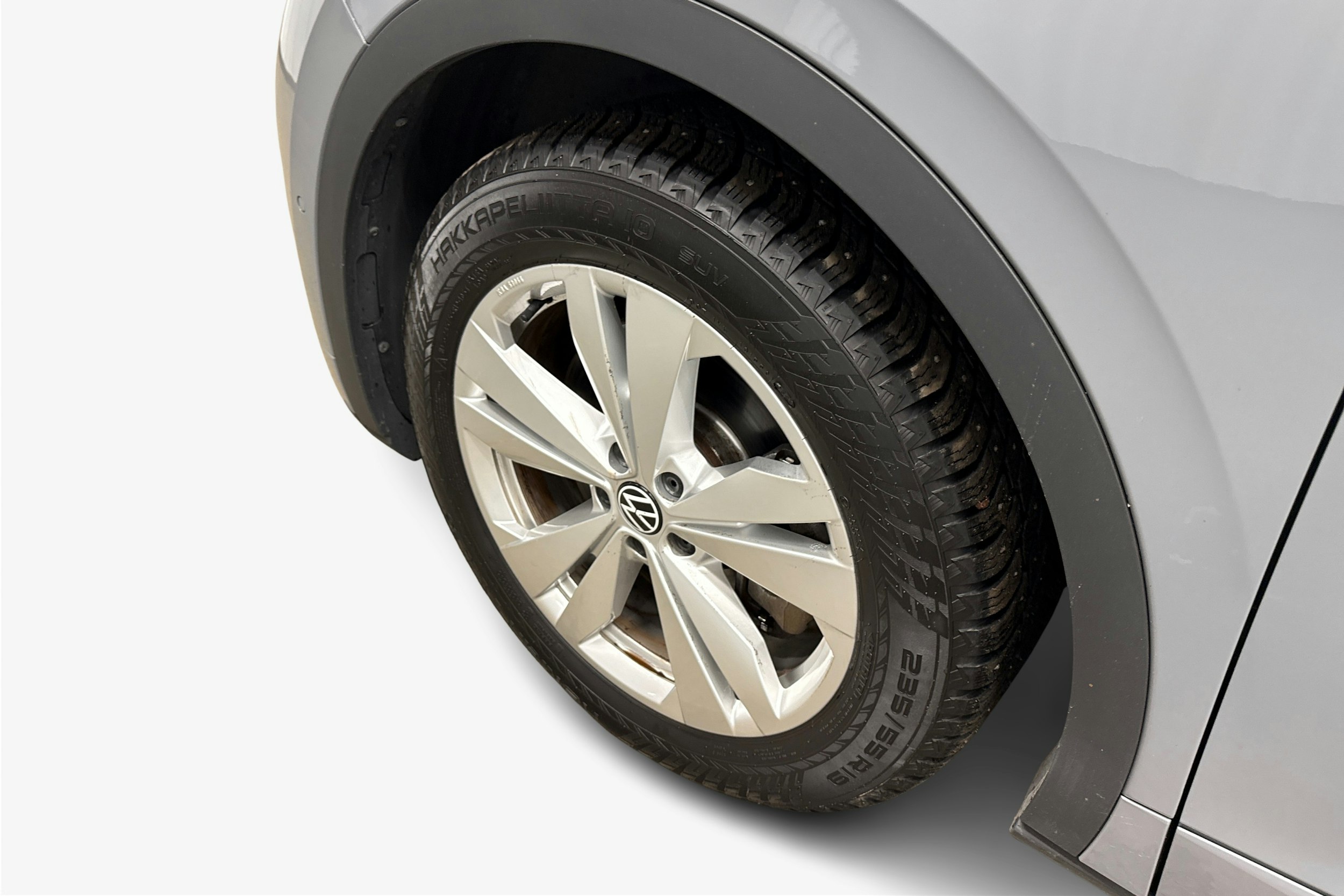 harmaa Volkswagen ID.4 2023 kuva 11.