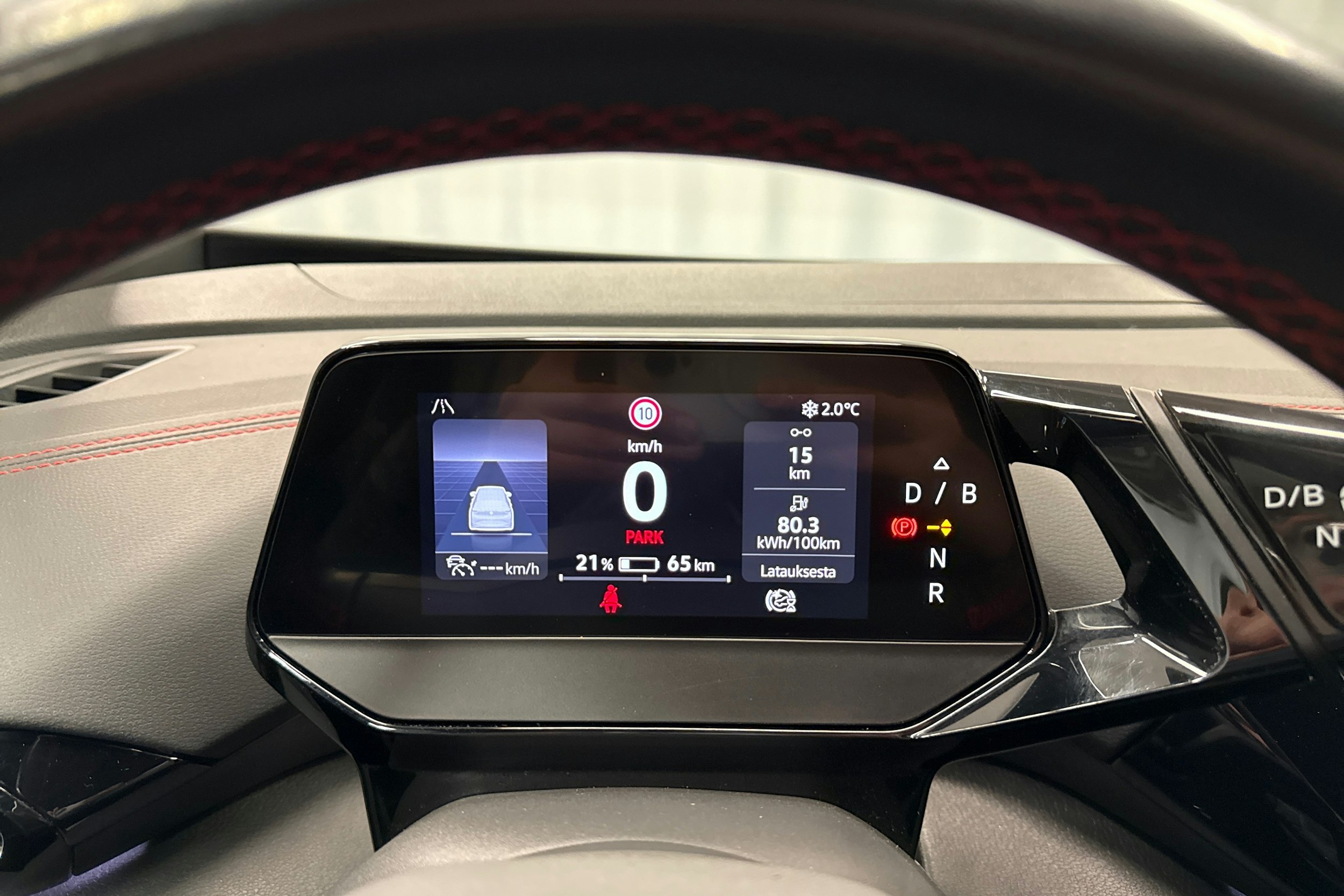 harmaa Volkswagen ID.4 2023 kuva 16.