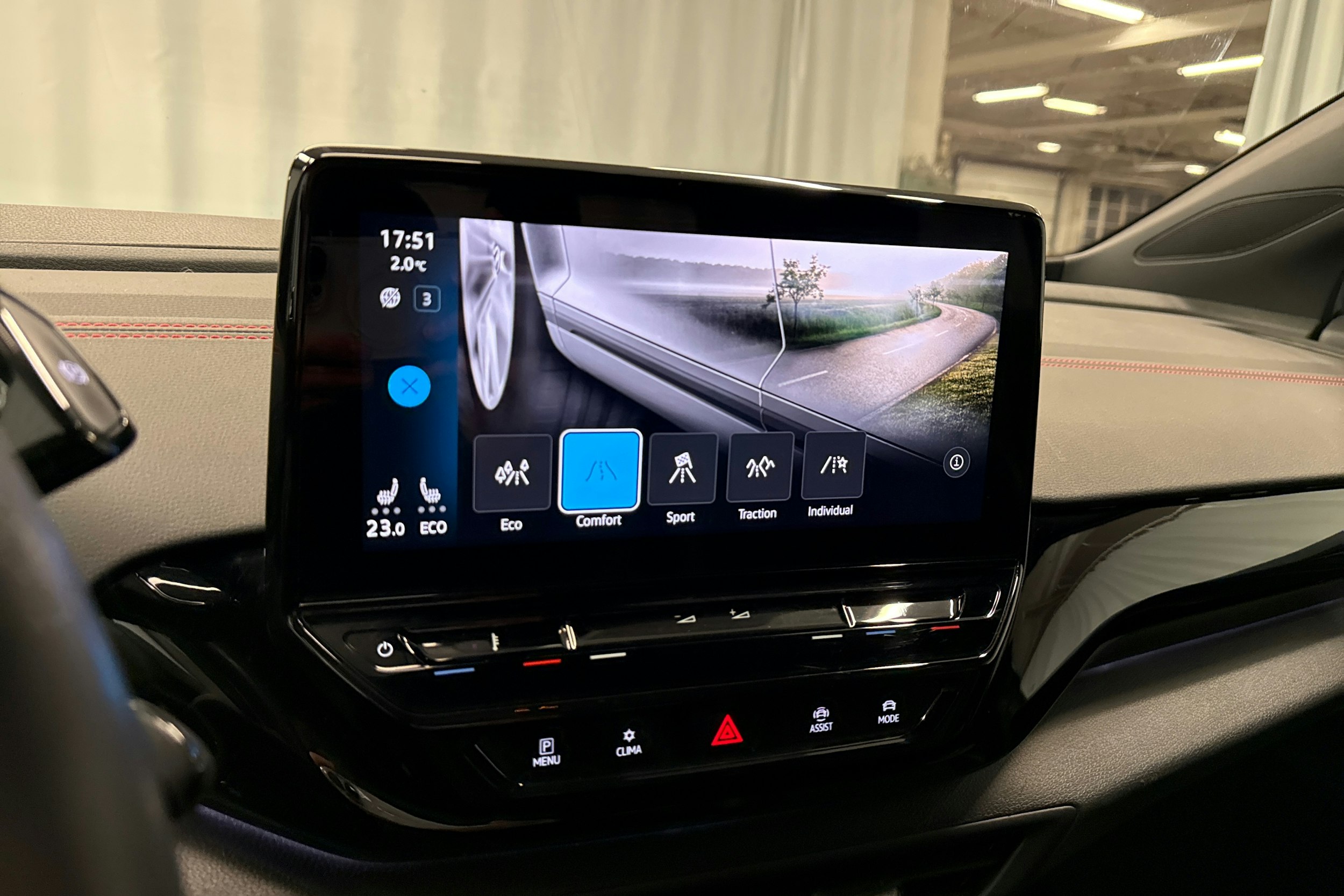 harmaa Volkswagen ID.4 2023 kuva 19.