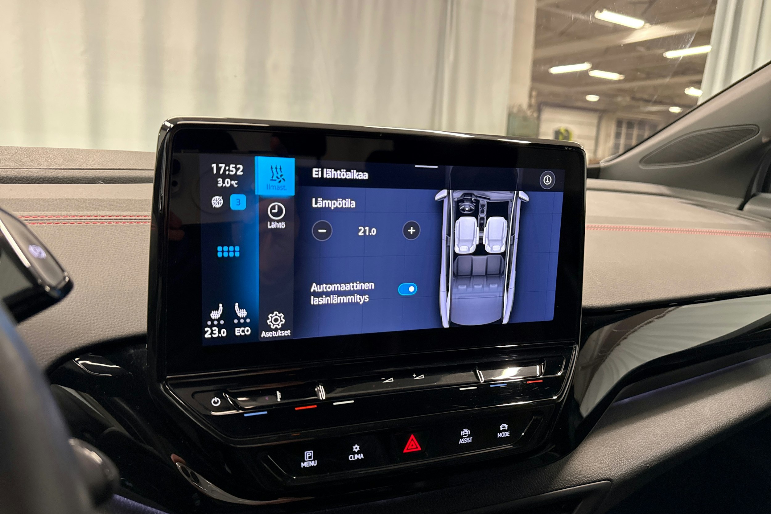 harmaa Volkswagen ID.4 2023 kuva 24.