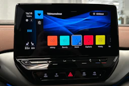 harmaa Volkswagen ID.4 2023 kuva 25.
