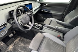 valkoinen Volkswagen ID.4 2023 kuva 3.