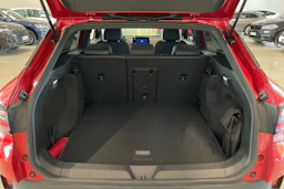 punainen Volkswagen ID.4 2023 kuva 30.