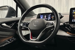 musta Volkswagen ID.4 2023 kuva 17.