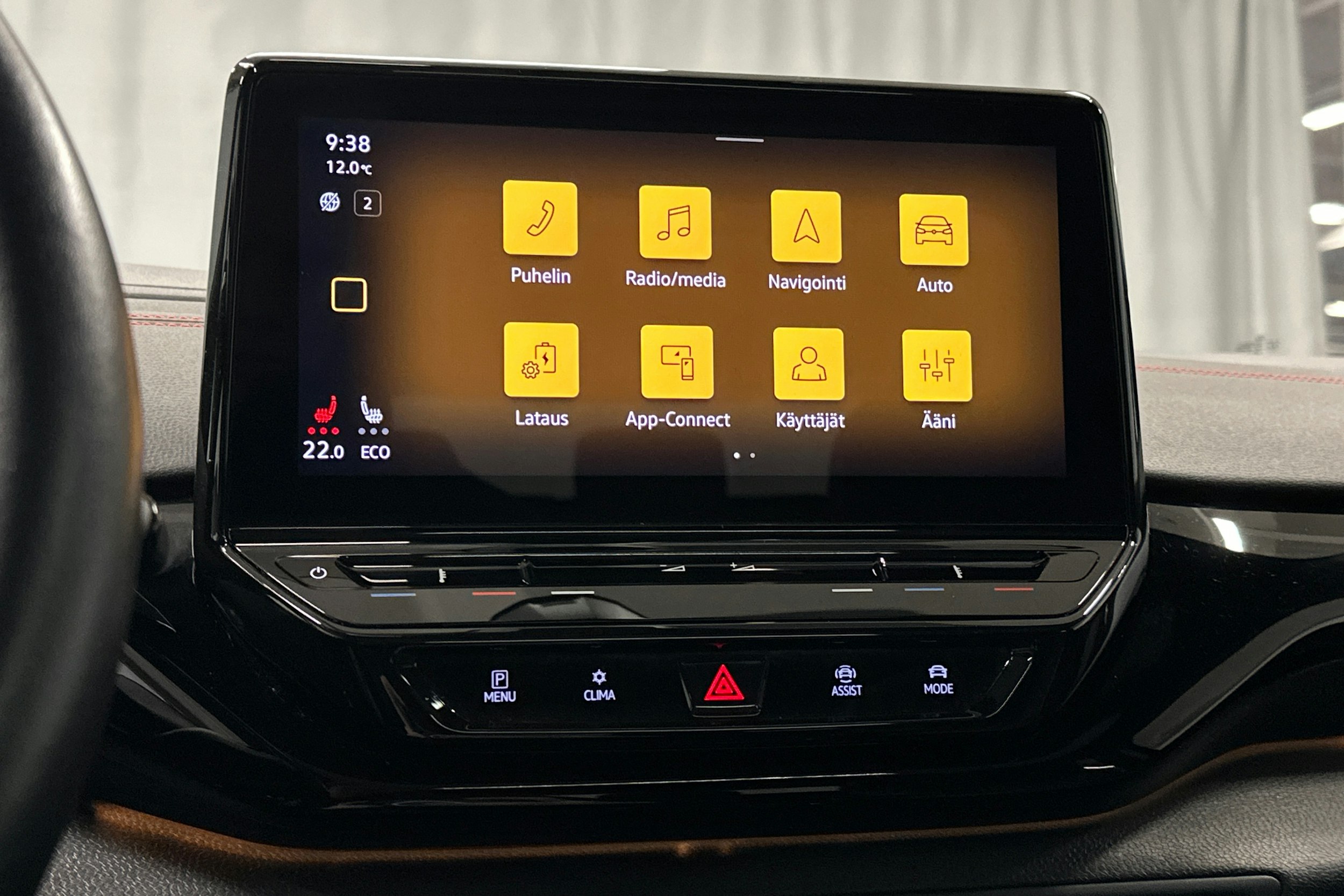 musta Volkswagen ID.4 2023 kuva 23.