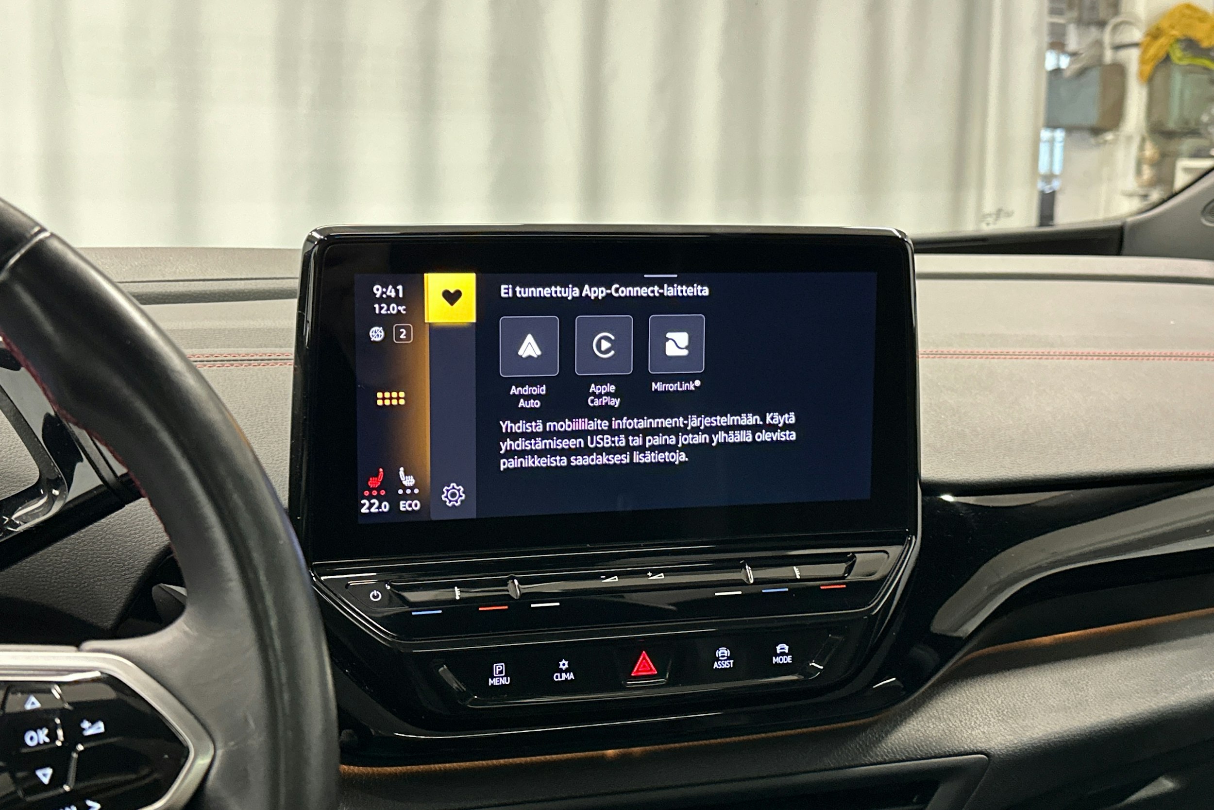 musta Volkswagen ID.4 2023 kuva 30.