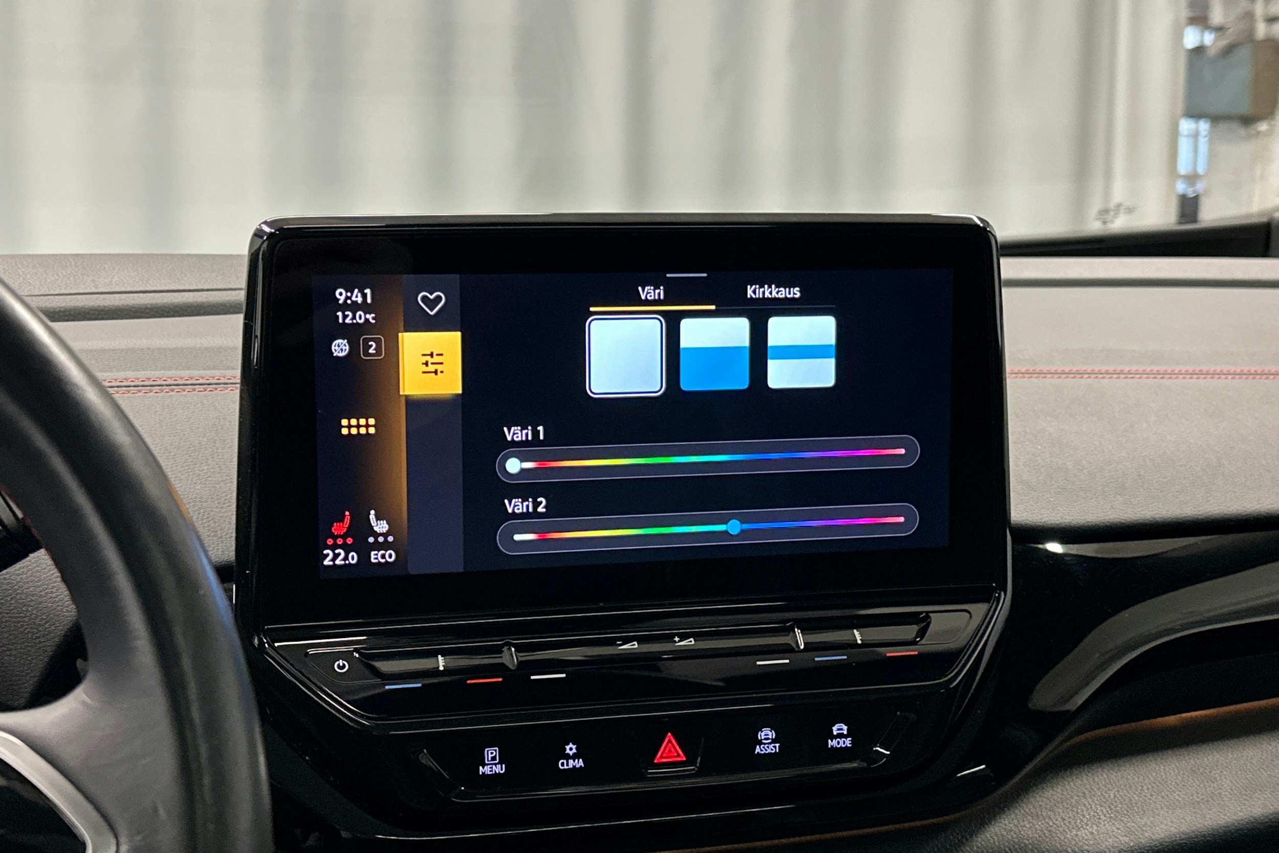 musta Volkswagen ID.4 2023 kuva 31.