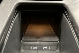 musta Volkswagen ID.4 2023 kuva 33.