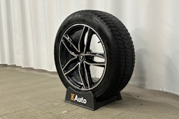 musta Volkswagen ID.4 2023 kuva 13.