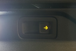musta Volkswagen ID.4 2023 kuva 15.