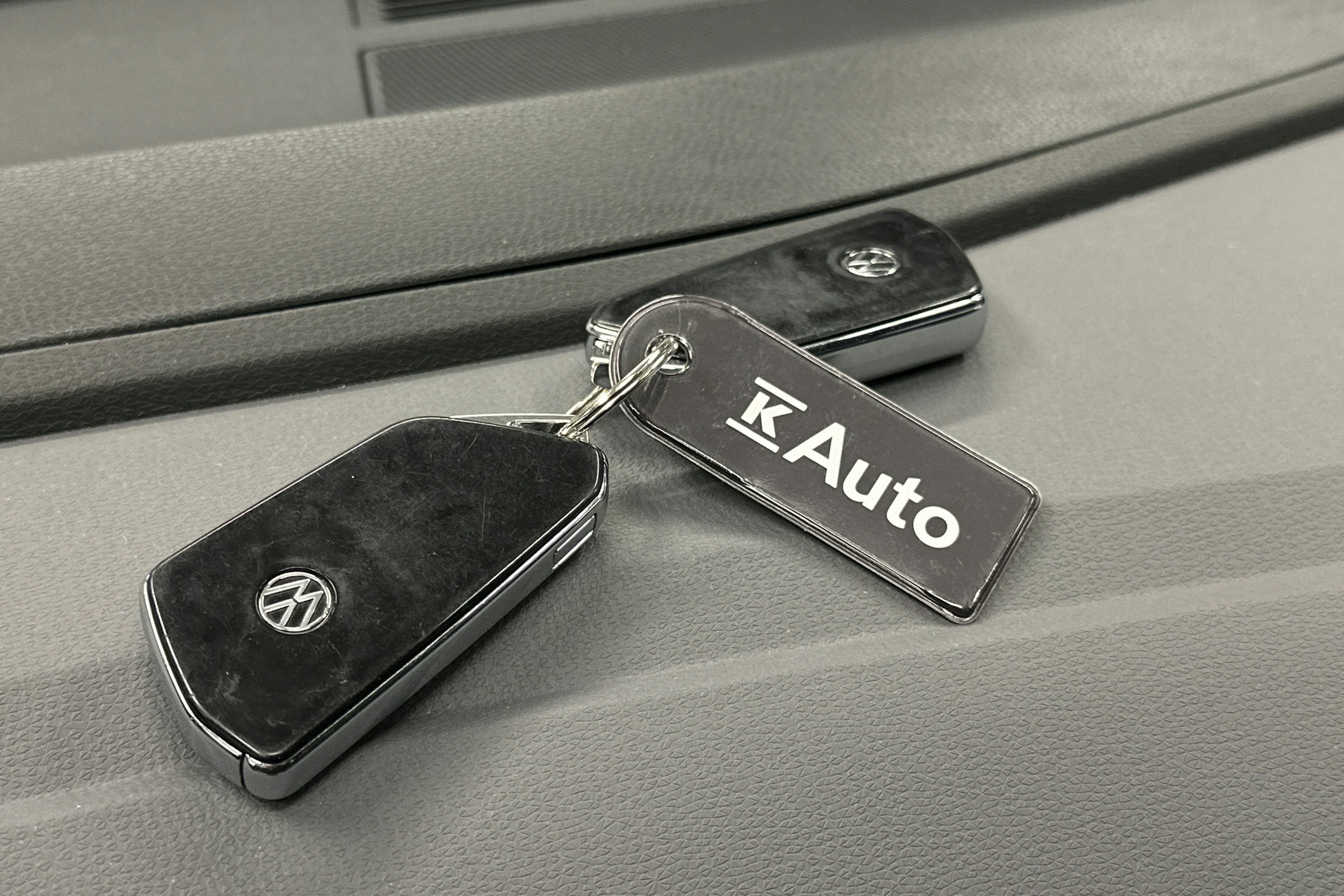 musta Volkswagen ID.4 2023 kuva 29.