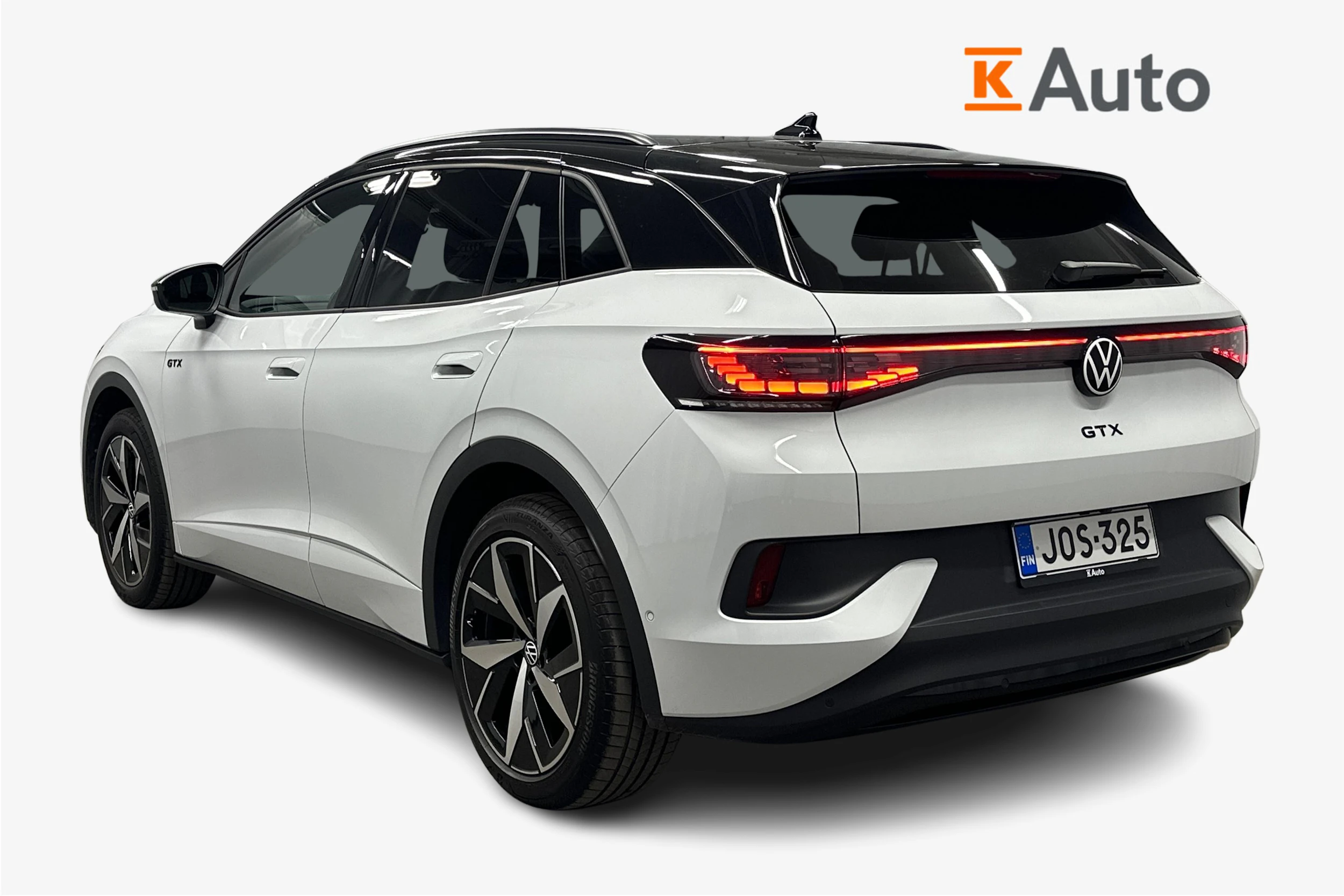 valkoinen Volkswagen ID.4 2023 kuva 3.