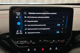 valkoinen Volkswagen ID.4 2023 kuva 32.