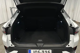 valkoinen Volkswagen ID.4 2023 kuva 39.