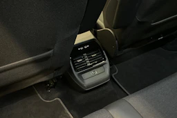 musta Volkswagen ID.4 2023 kuva 38.