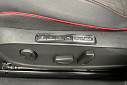 harmaa Volkswagen ID.4 2023 kuva 24.